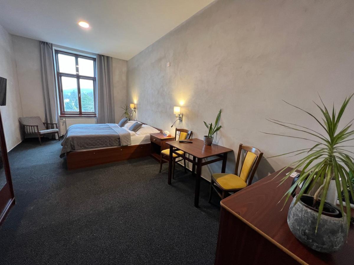 Hotel Centrum هرانيتسه المظهر الخارجي الصورة