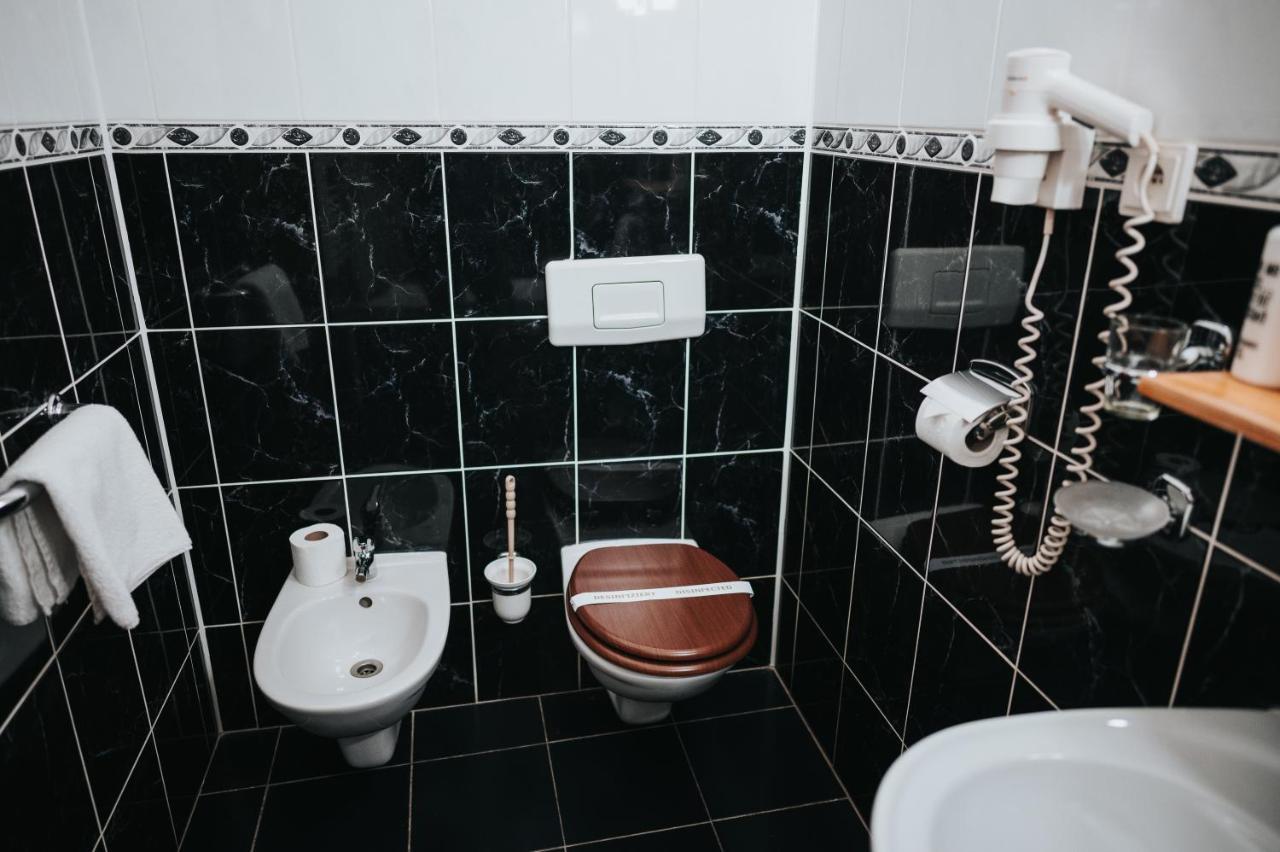 Hotel Centrum هرانيتسه المظهر الخارجي الصورة