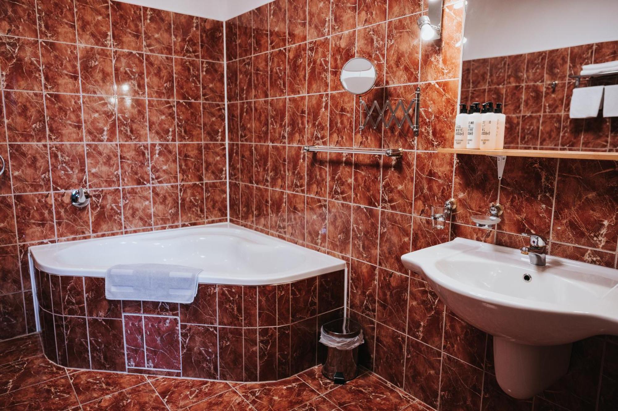 Hotel Centrum هرانيتسه المظهر الخارجي الصورة